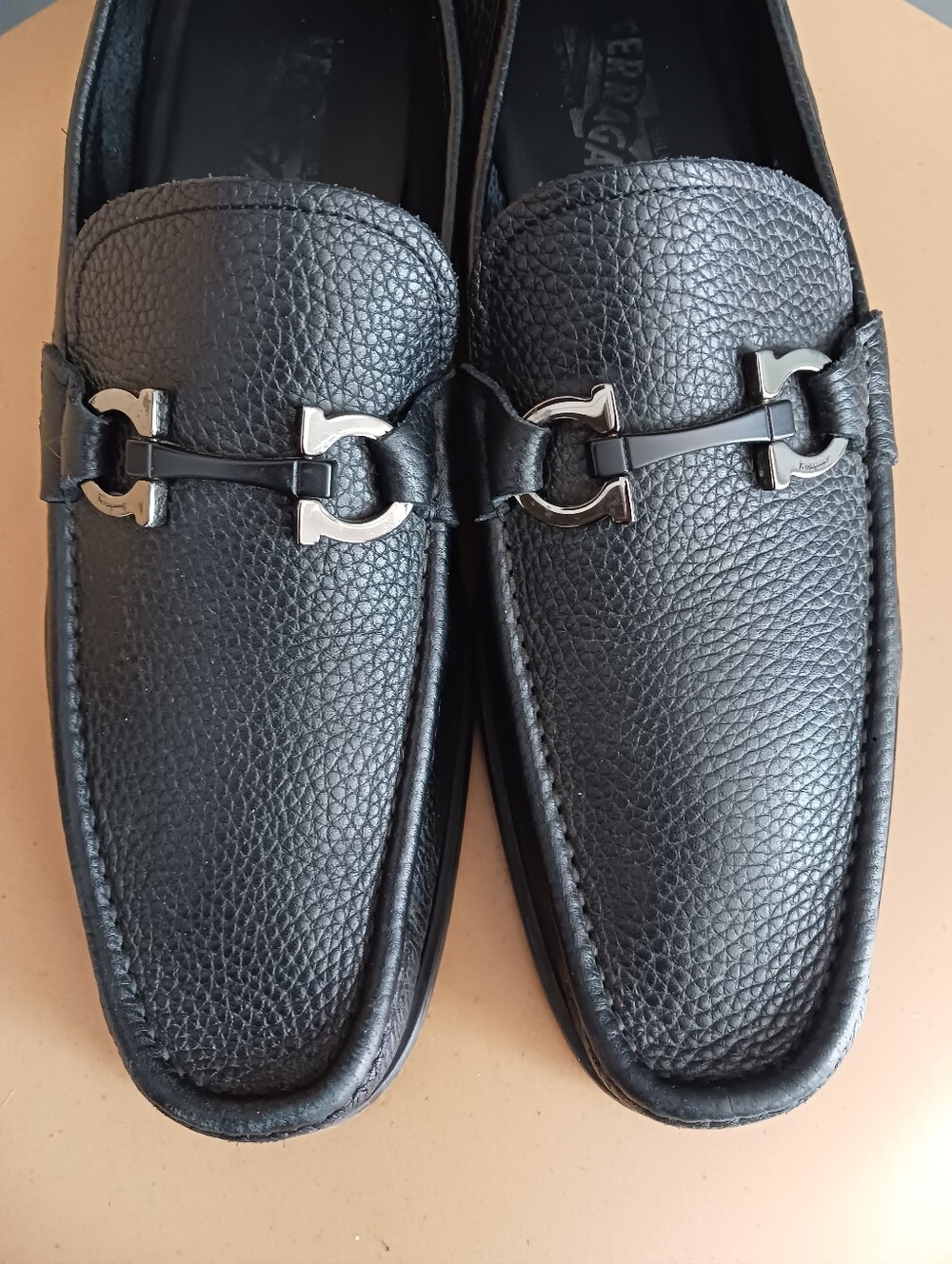 Salvatore Ferragamo Grandioso Grained Calfskin Gancini Loafers Size 11.5 - Picture 8 of 15